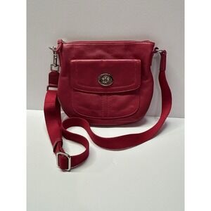 COACH Hamilton Swingpack Red Pebbled Leather Crossbody‎ Bag Purse Excellent